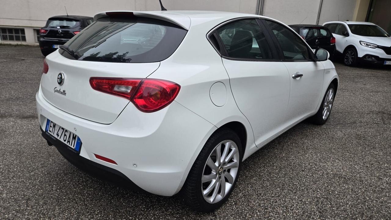 Alfa Romeo Giulietta 1.6 JTDm-2 105 CV Exclusive