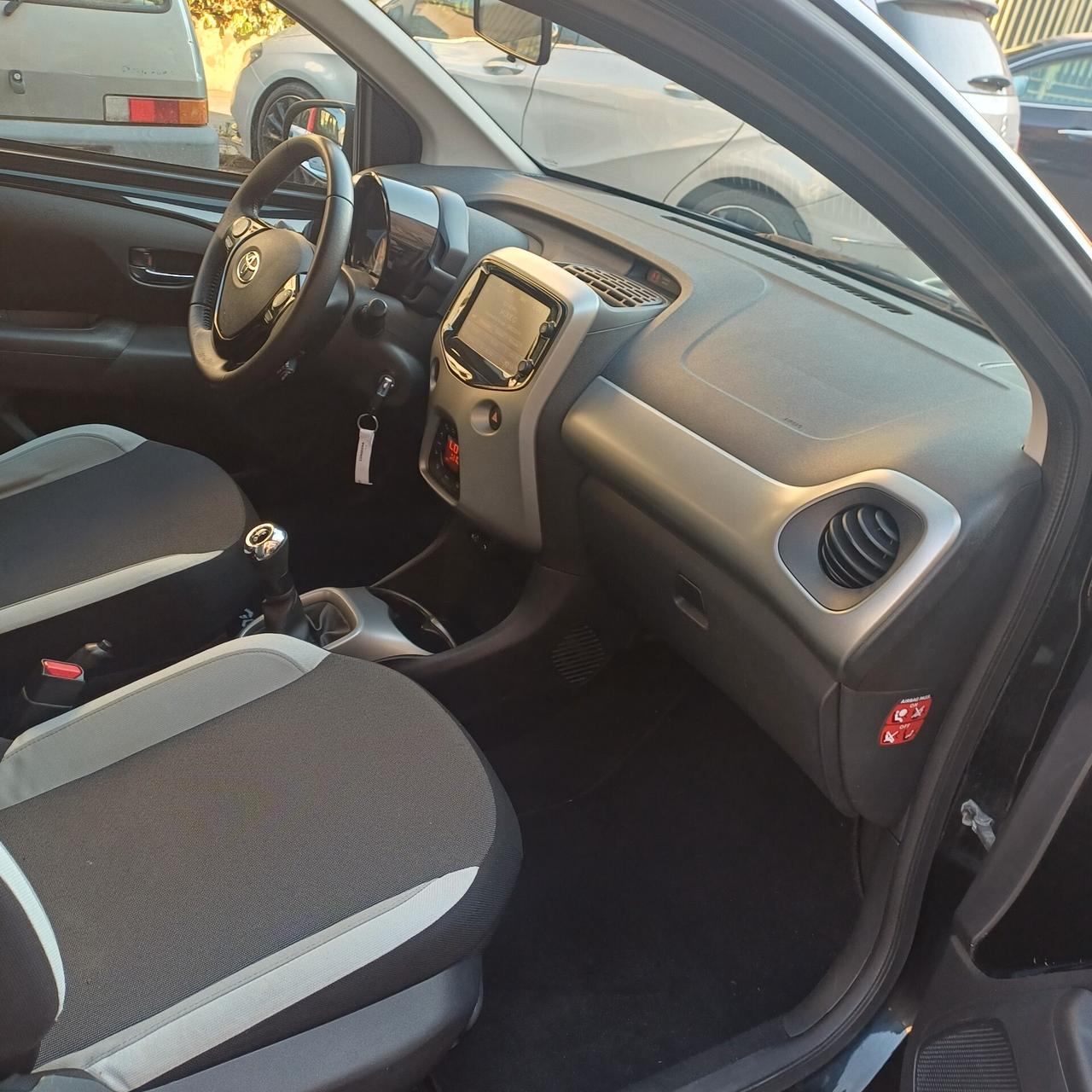 Toyota Aygo 1.0 VVT-i 69 CV 5 porte