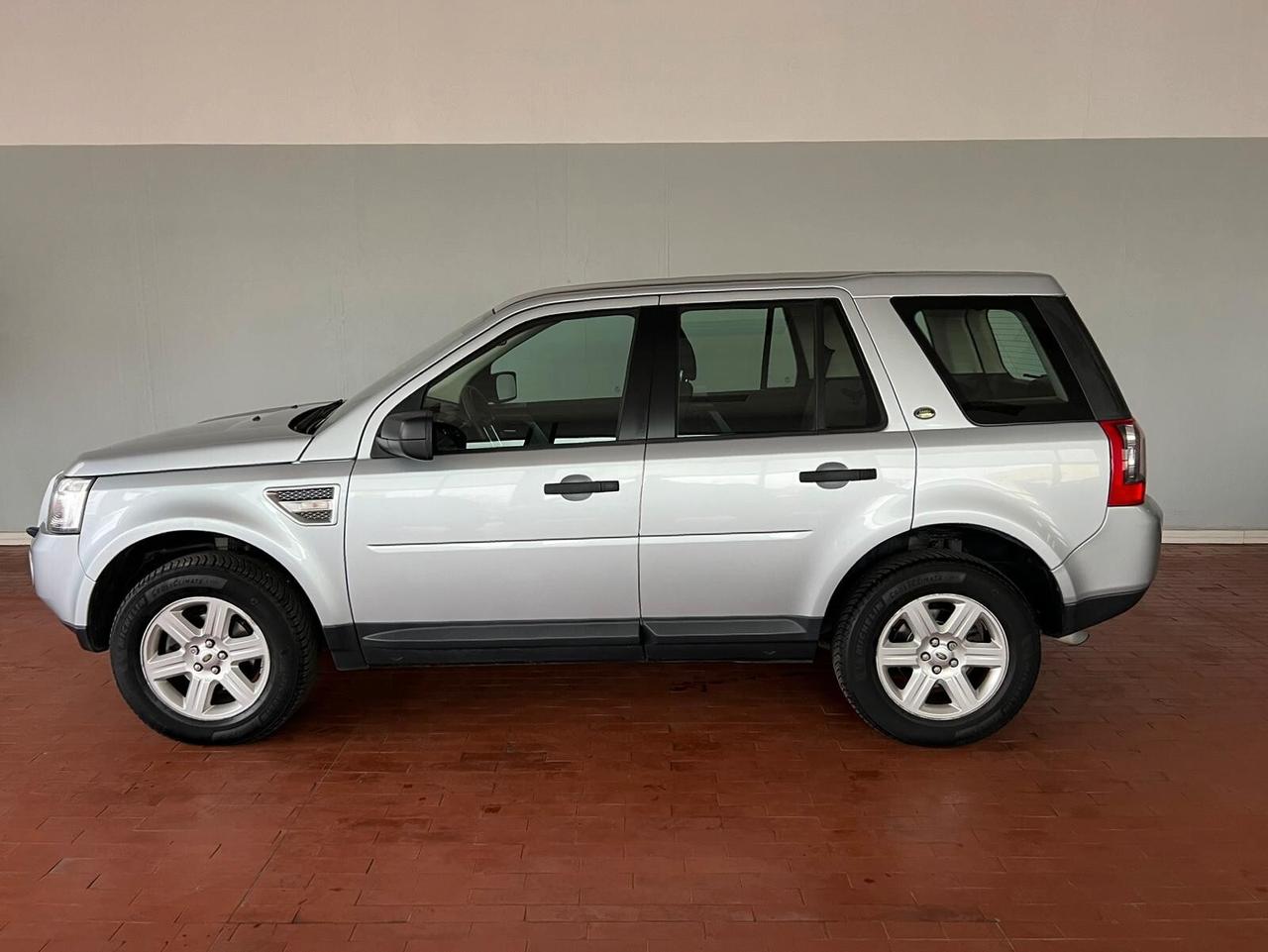 Land Rover Freelander 2 2.2 TD4 S