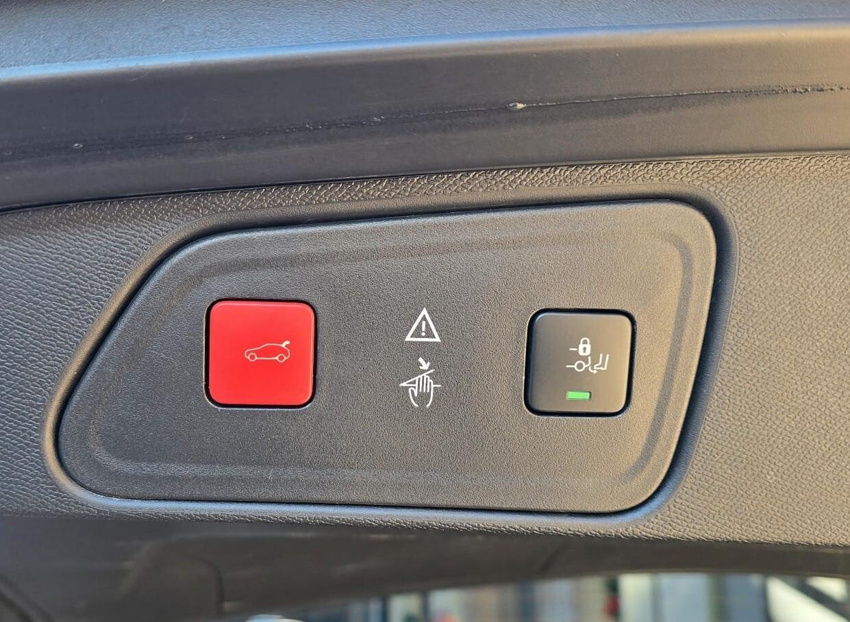 Peugeot 3008 BlueHDi 120 cv EAT6 Allure