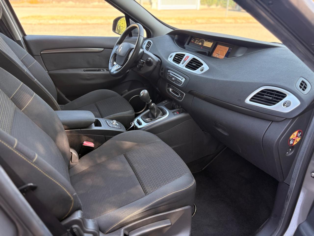 Renault Scenic Scénic X-Mod 1.5 dCi 110CV Luxe