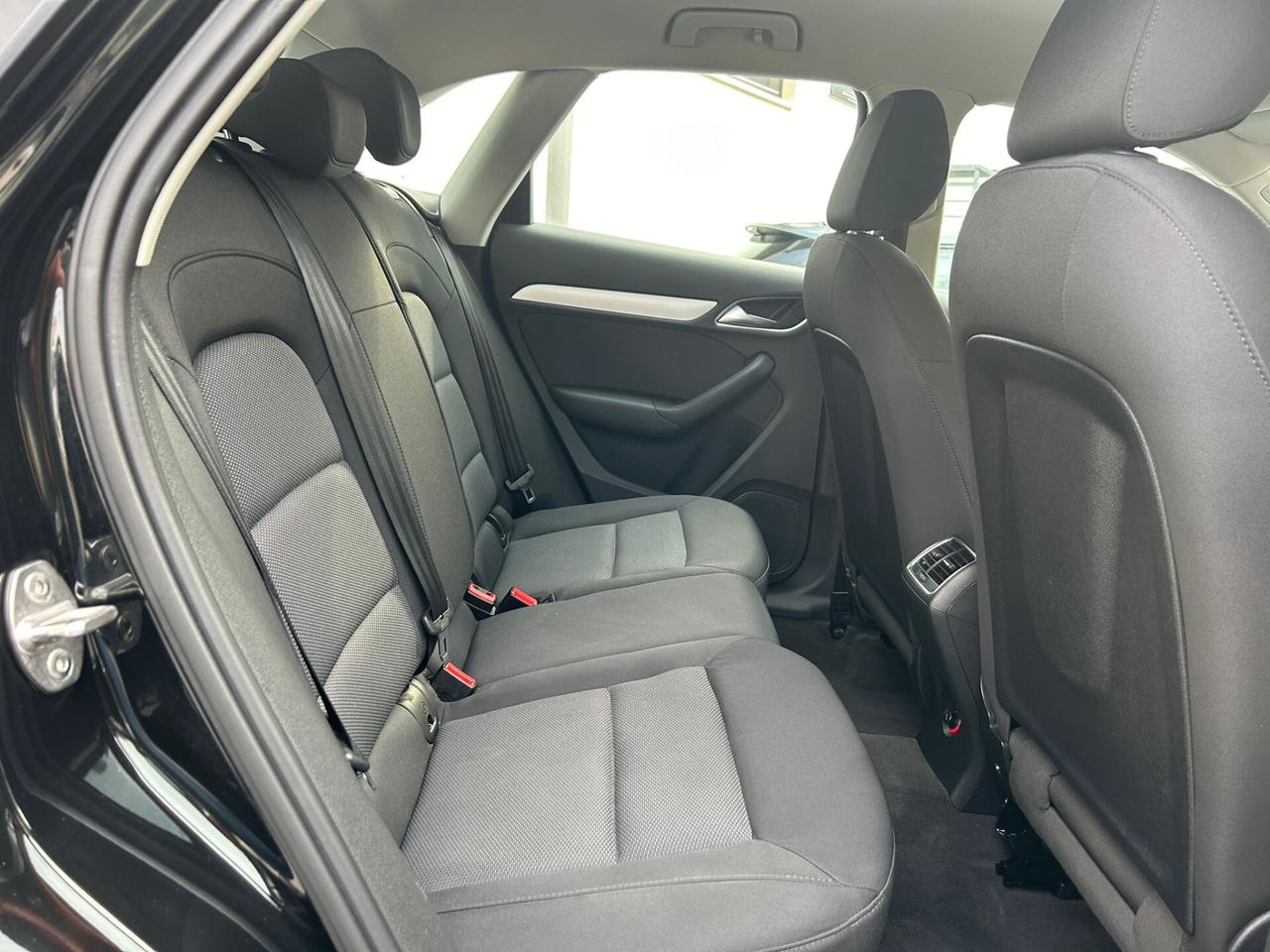 Audi Q3 2.0 TDI 120Cv NAVI/LED Km90.000-2016