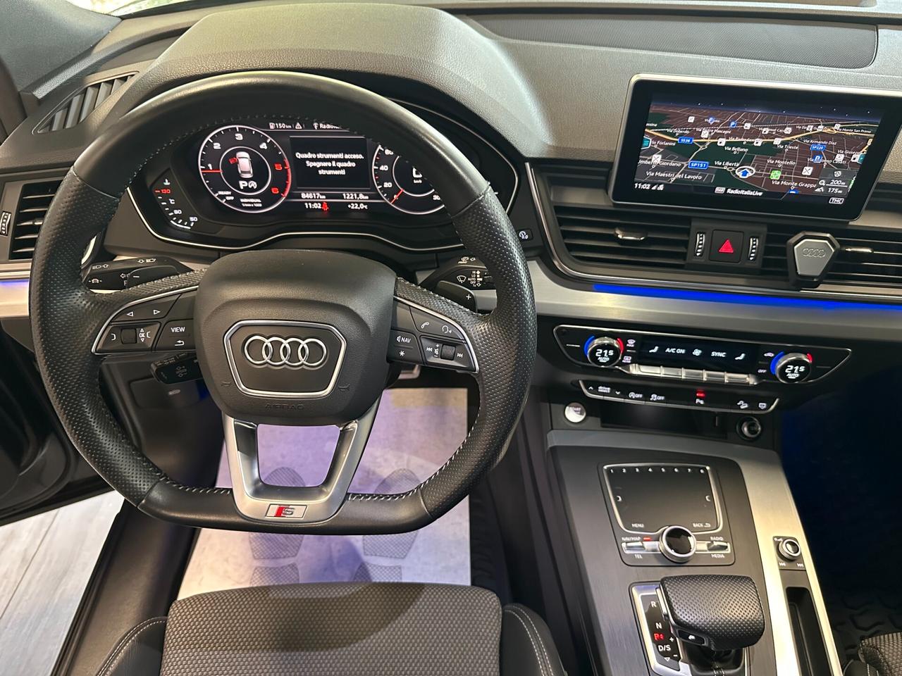 Audi Q5 40 2.0 tdi mhev S line Plus Quattro 204cv Black Edition