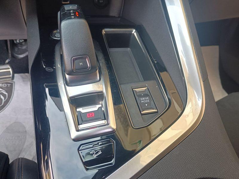 PEUGEOT 3008 1.5 bluehdi GT Pack s&s 130cv eat8