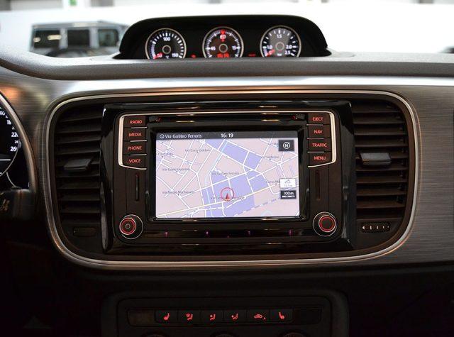 VOLKSWAGEN Maggiolino Cabrio 1.4 TSI DSG Karmann BMT Keyless-Navi