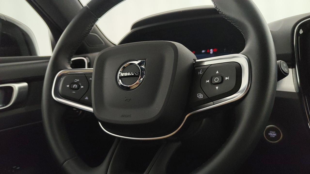 VOLVO XC40 2.0 b3 Core auto