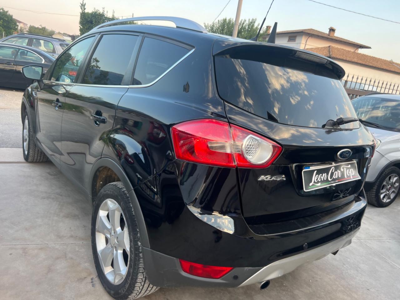 Ford Kuga 2.0 TDCi 136 CV 4WD Full gommata e taglaindata