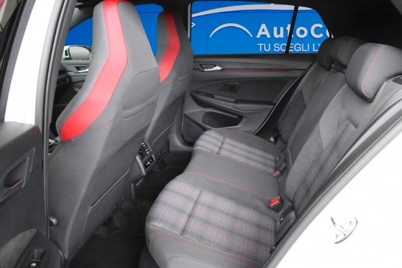 VOLKSWAGEN Golf 8ª serie Golf 2.0 TSI DSG GTI