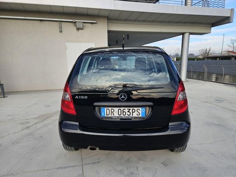 Mercedes-Benz Classe A A 150 Classic Benzina 5P