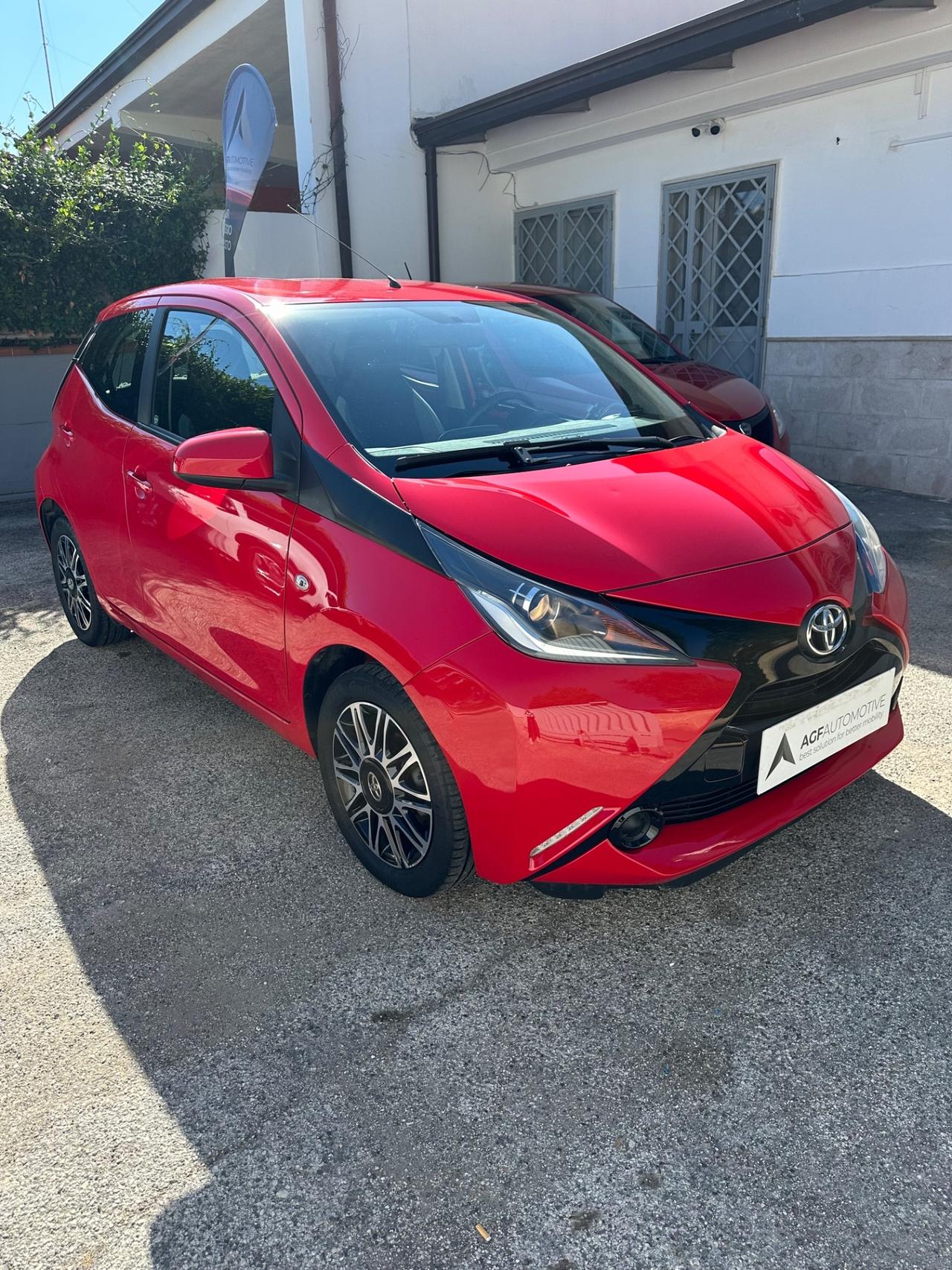 Toyota Aygo 1.0 VVT-i 69 CV 5 porte x-wave MMT