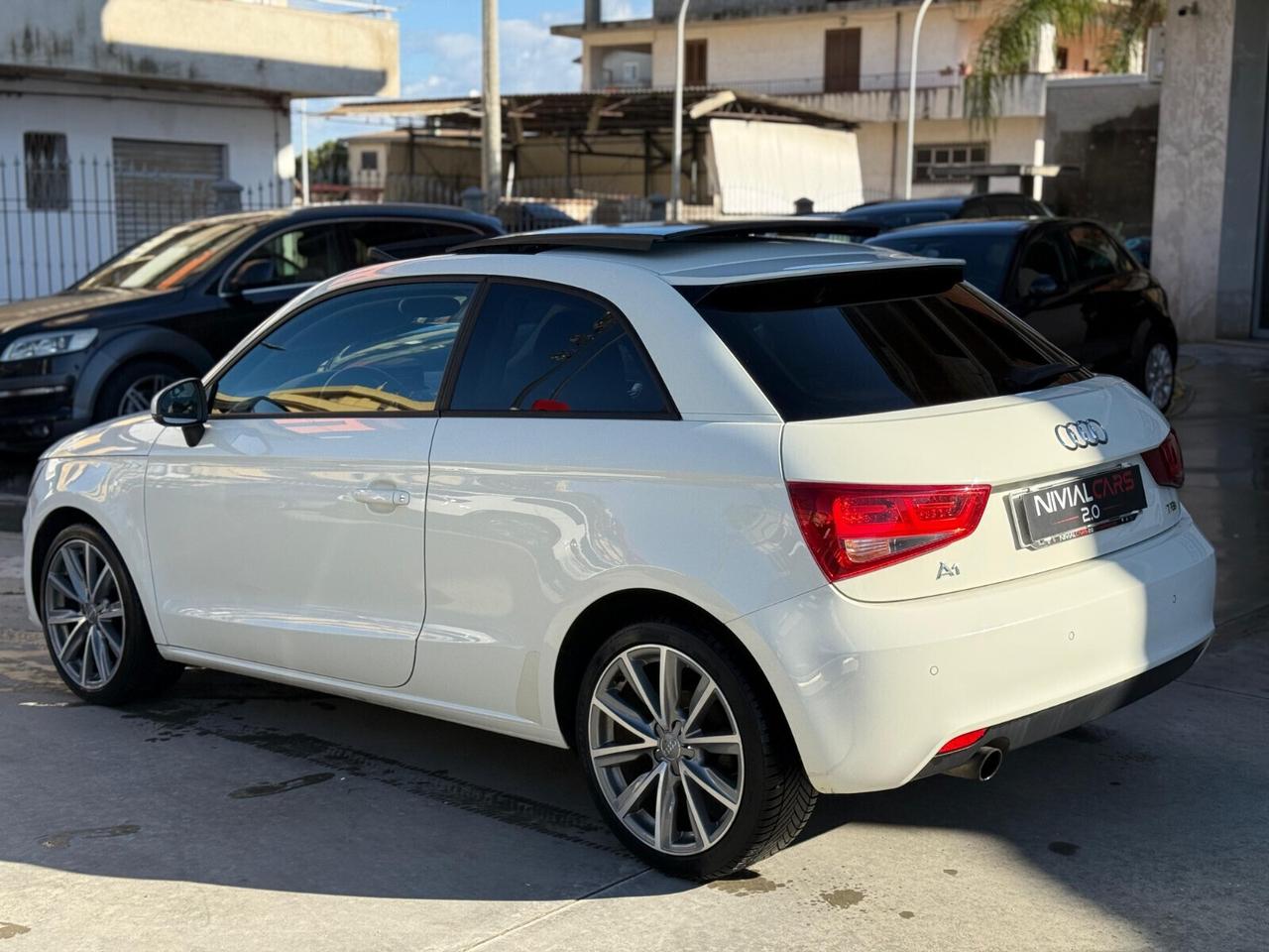 Audi A1 1.2 TFSI SPB 1.2 TFSI-TETTO-NAVIGATORE-NEOPATENTATI