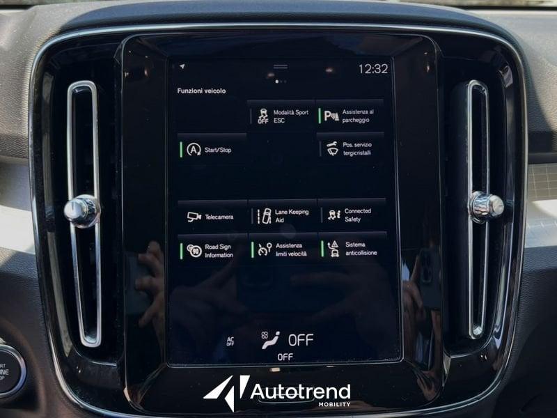 Volvo XC40 D3 150 CV AWD Automatica NAVI LED Business Plus