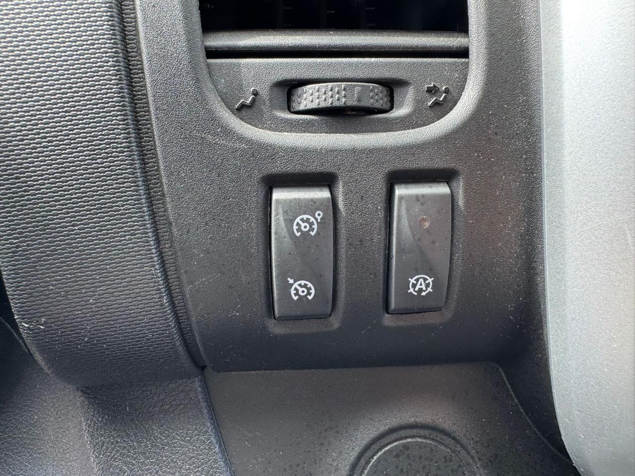 Renault Trafic T29 2.0 dCi 120CV PC-TN Furgone Ice