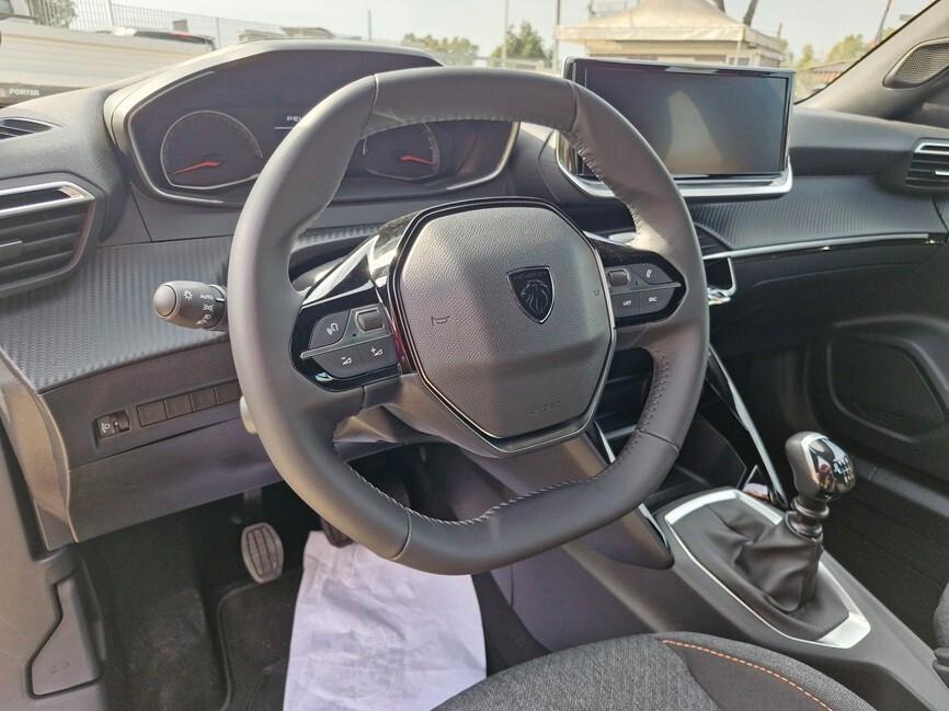 Peugeot 2008 PureTech 100 S&S Style