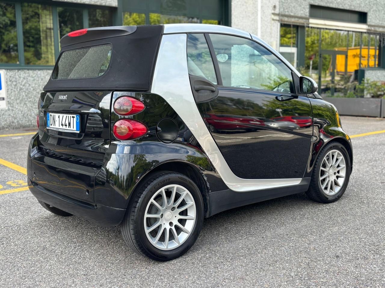 Smart ForTwo 1000 52 kW cabrio passion