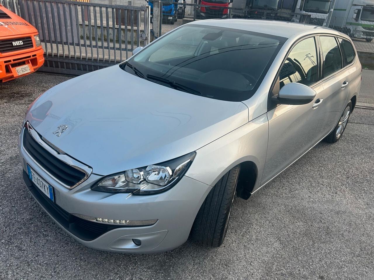 Peugeot 308 BlueHDi 120 S&S SW Business