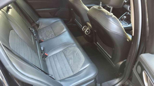 ALFA ROMEO Giulia 2.2 Turbodiesel 180 CV AT8 Eco Business