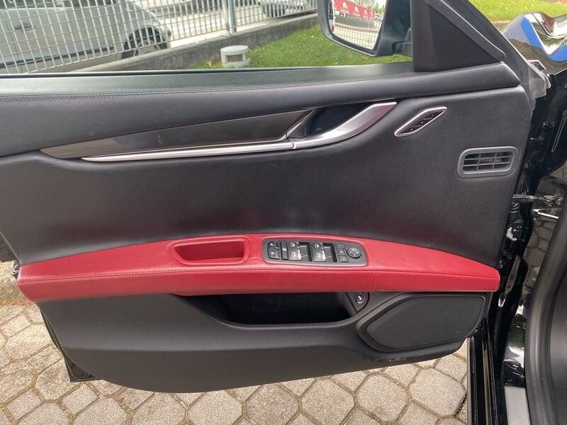 Maserati Ghibli Ghibli 3.0 Diesel 275 CV