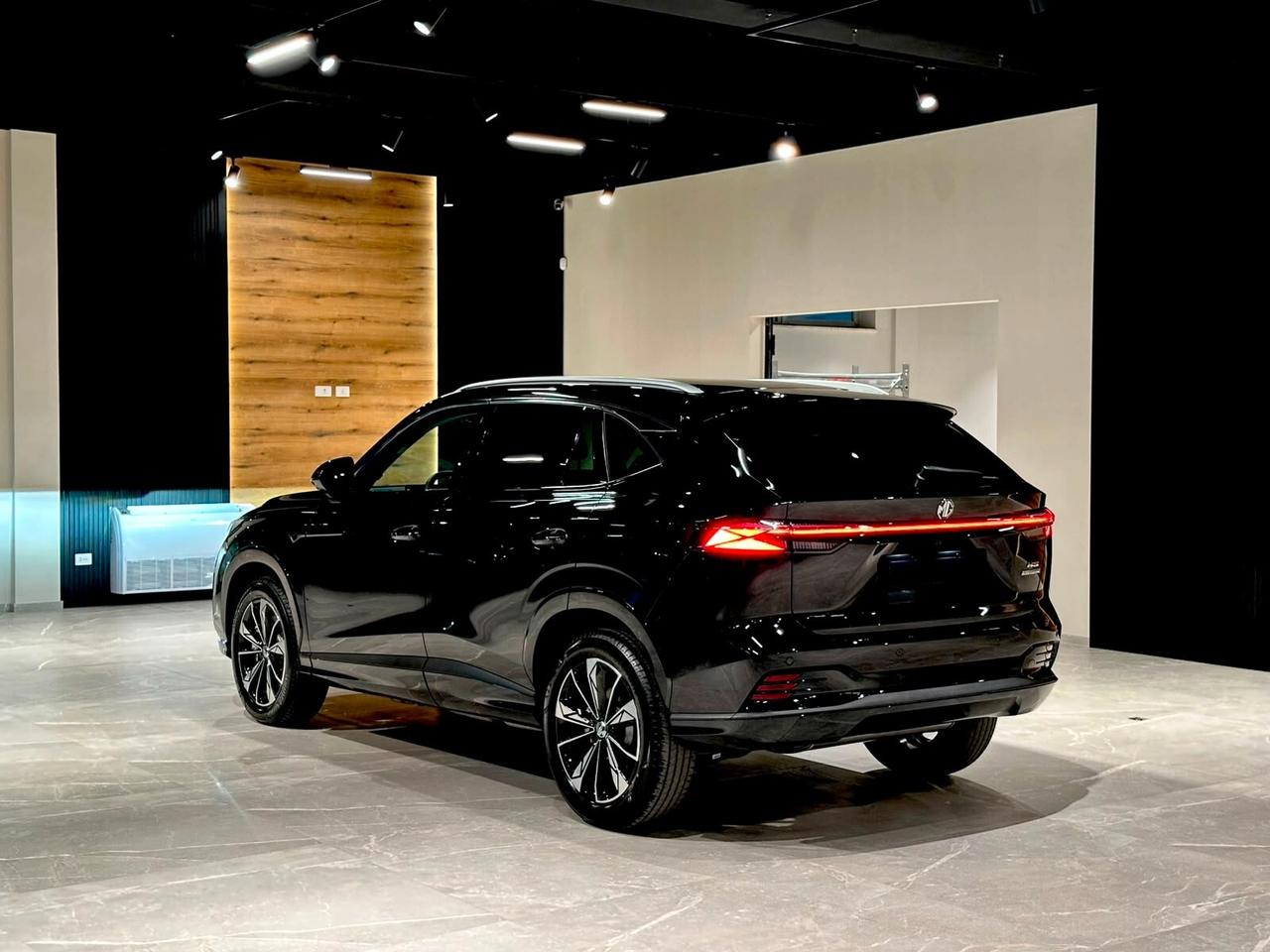 MG HS Hybrid+ Luxury
