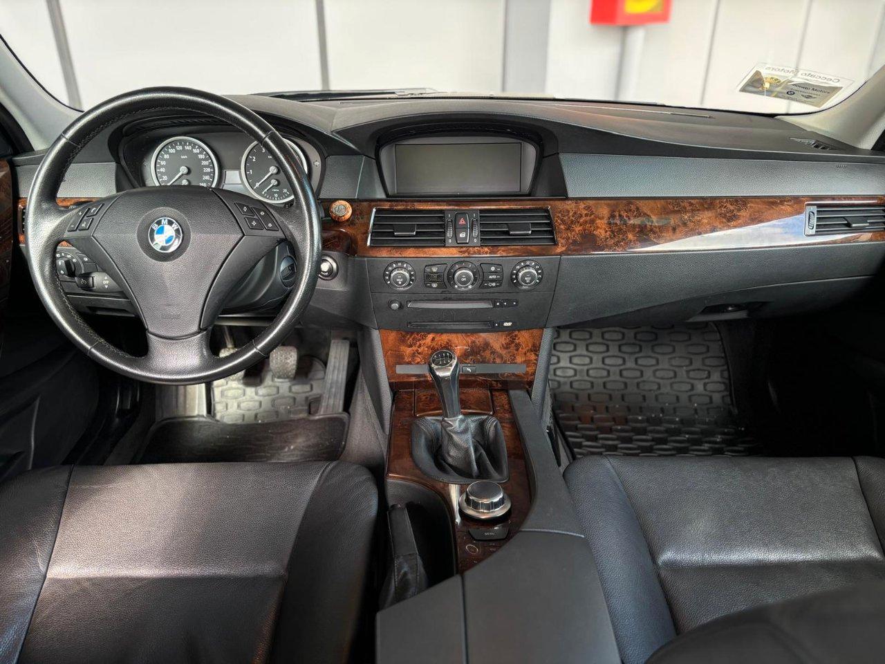 BMW 525 i Futura 218cv c/pelle