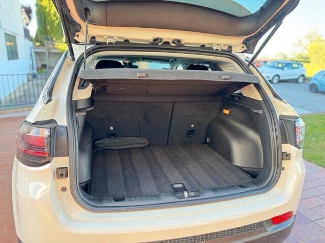 Jeep Compass 1.6 Multijet Limited da 190 euro al mese