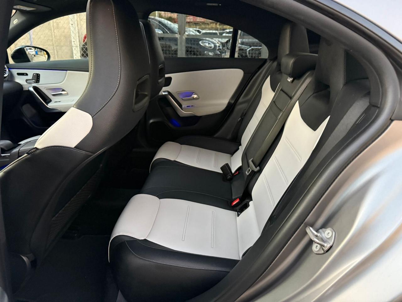 Mercedes-benz CLA 200d Automatic Premium Amg 2021