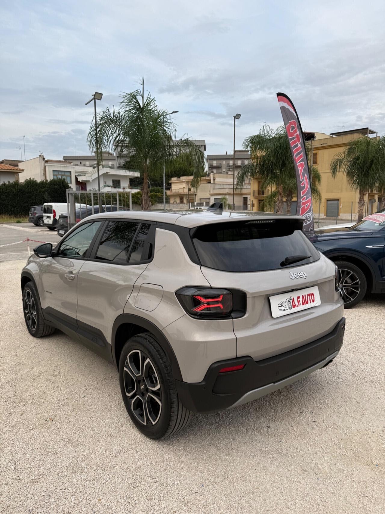 Jeep Avenger 1.2 Turbo 100 CV Summit