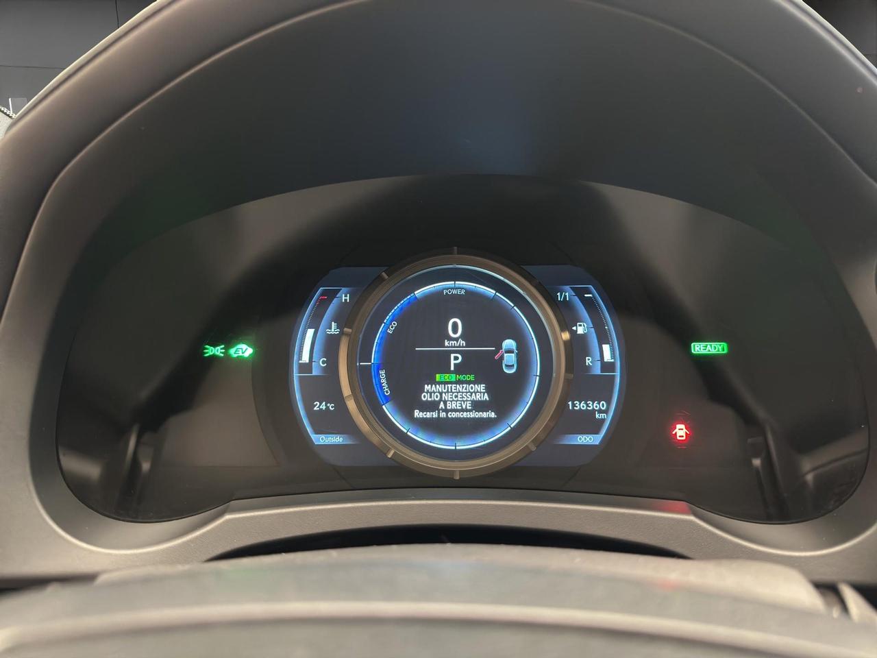 Lexus RC 300h 2.5 hev f-sport