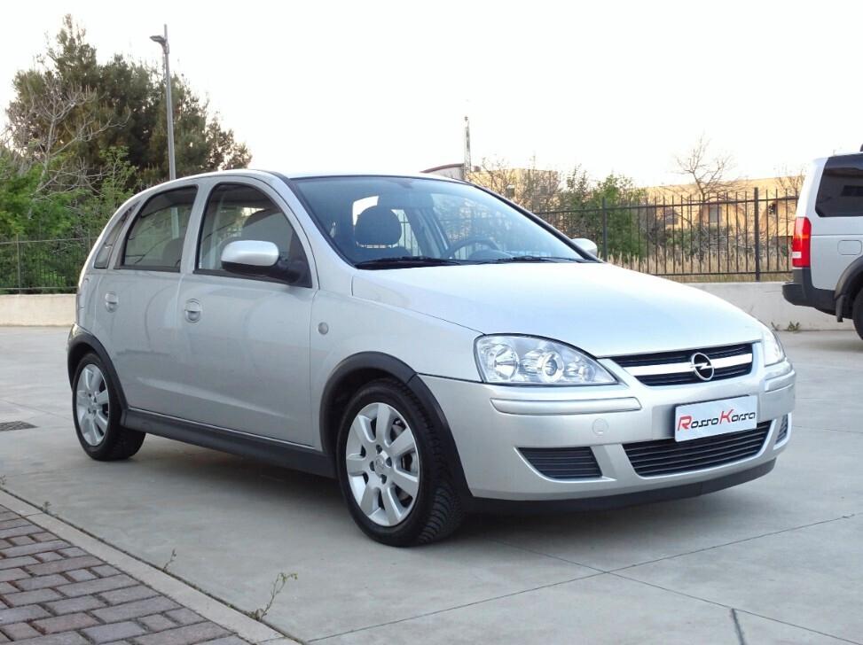 Opel CORSA 1.3 CDTI 5 porte SILVERLINE EDITION