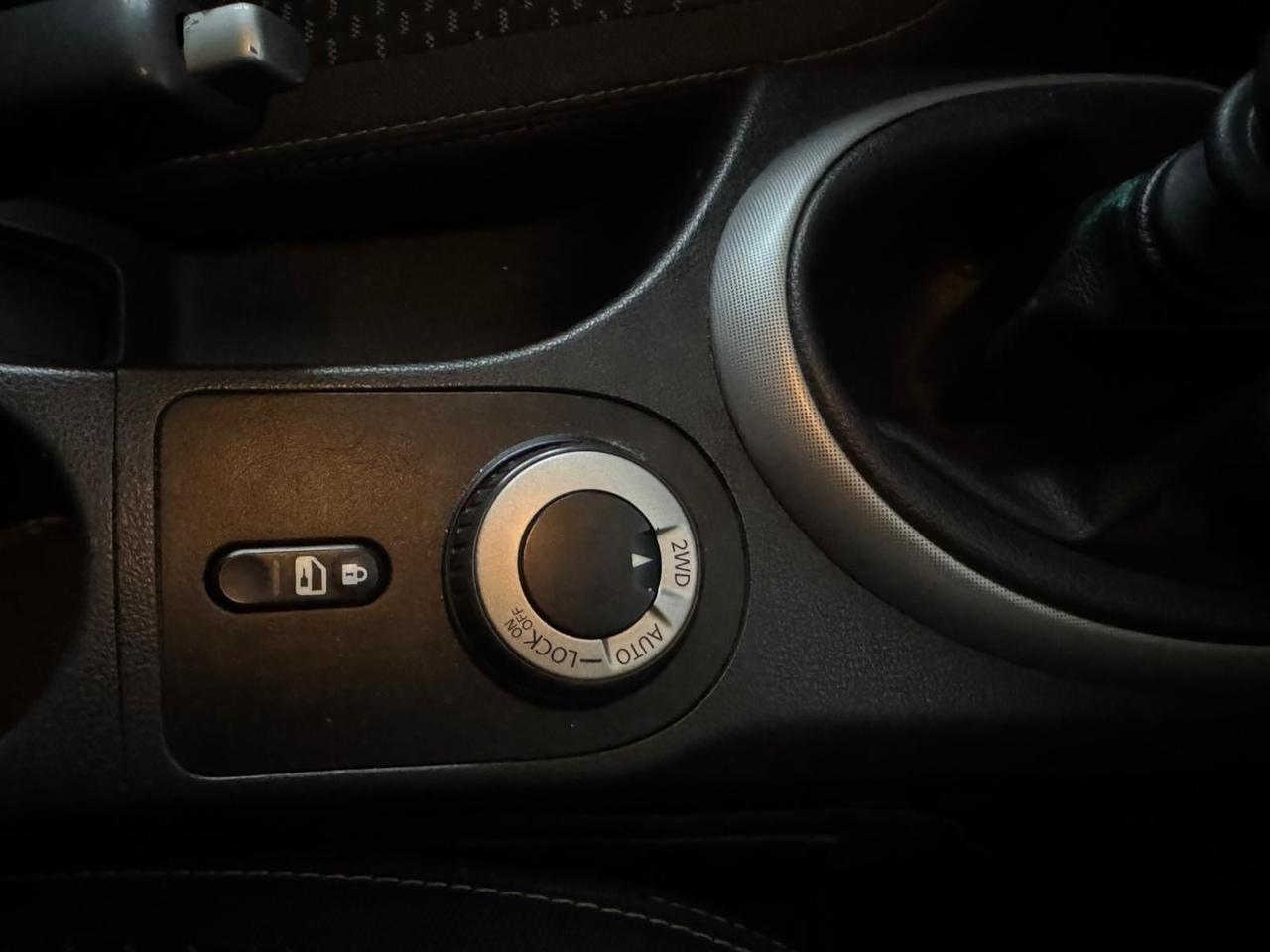 Nissan Qashqai 2.0 dCi DPF 4WD VISIA