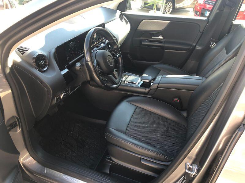 Mercedes-Benz GLA 200d Automatic 2022