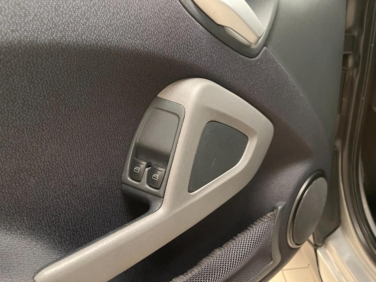 Smart ForTwo Passion 1.0 mhd 71cv-Ok Neopatentati-LEGGI SOTTO