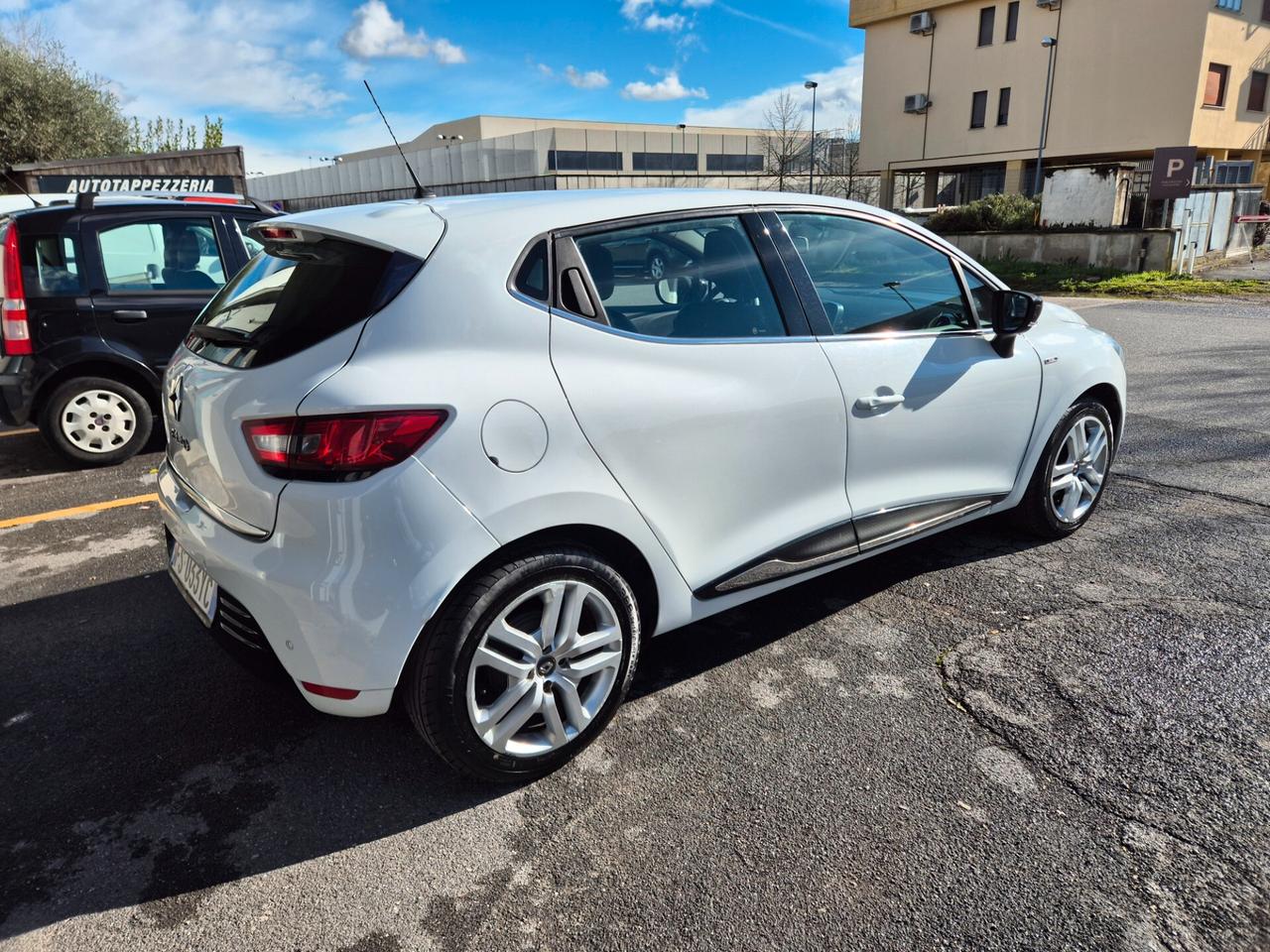 Renault Clio dCi 8V 90 CV 5 porte Duel BELLISSIMA