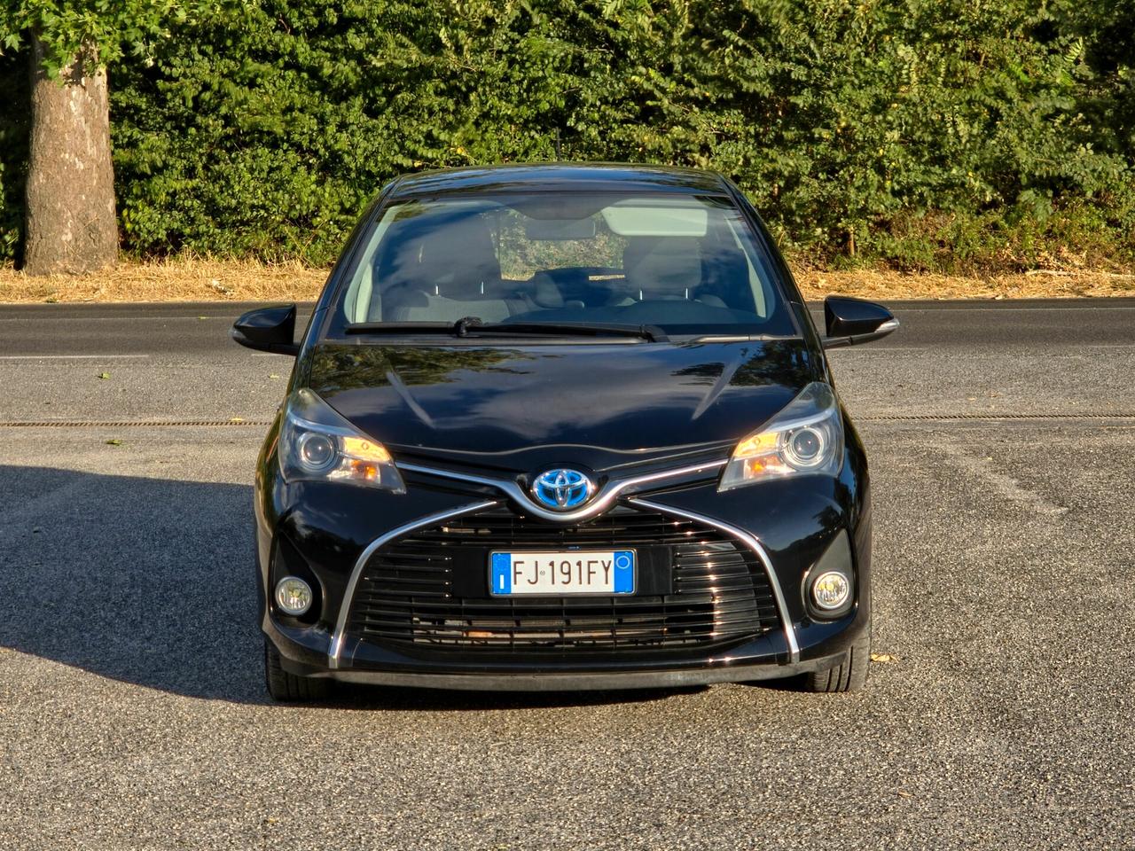 Toyota Yaris 1.5 Hybrid 5 porte Business 2017-E6 Automatico NEO