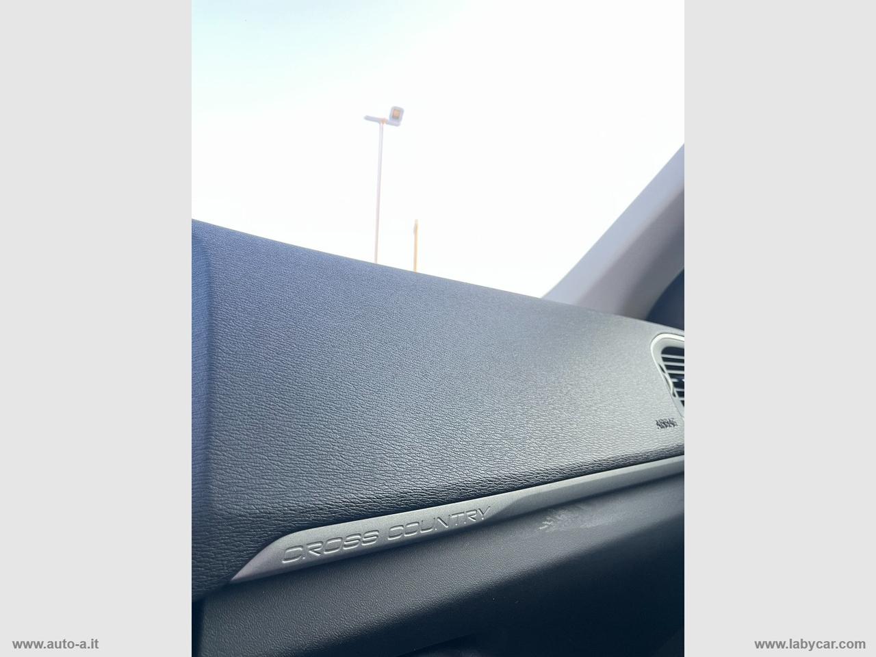 VOLVO V40 D2 Geartronic CROSS COUTRY