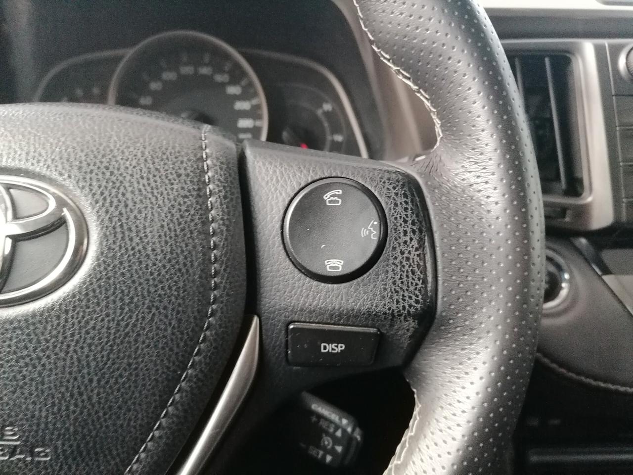 Toyota RAV 4 RAV4 2.0 D-4D 4WD Lounge White Ed.