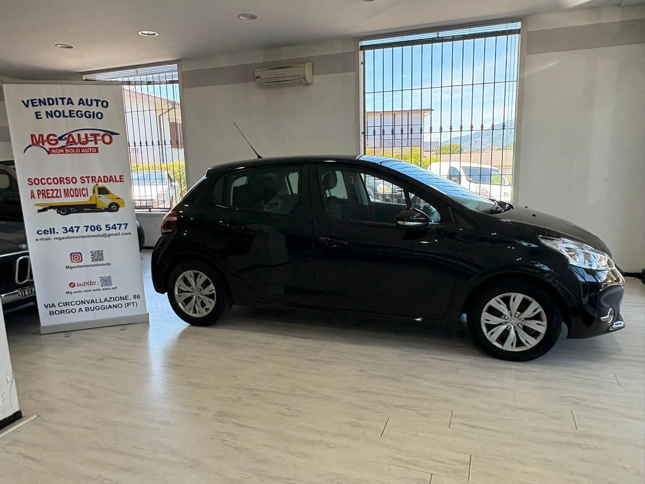 Peugeot 208 12 MESI DI GARANZIA COMPLETA!!!!