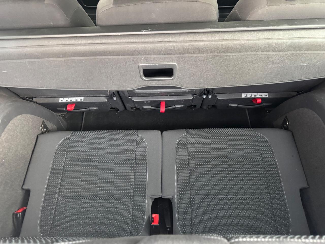 Volkswagen Touran Business 1.6 TDI Comfortline