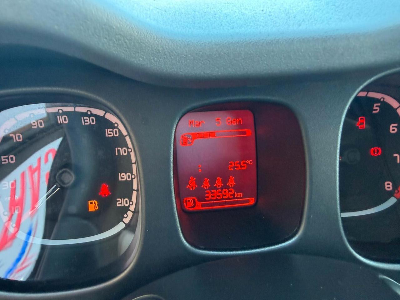 Fiat Panda 1.0 FireFly S&S Hybrid Red