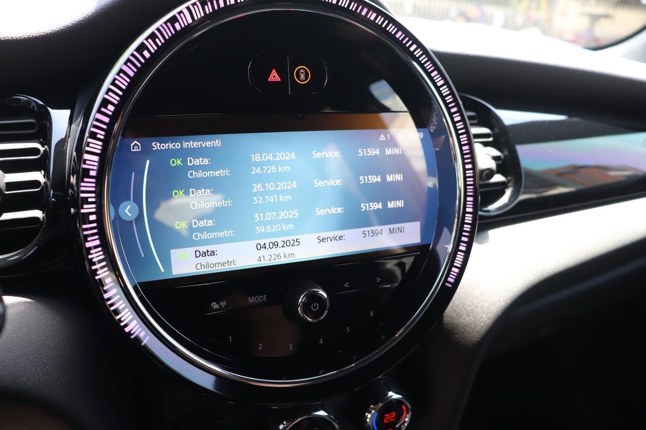 Mini 2.0 John Cooper Works Pat Moss Edition
