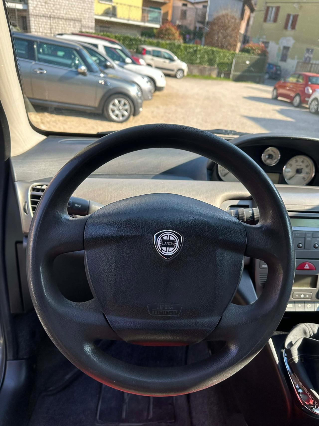 Lancia YPSILON 1.2 KMCERT GARANZ UNICOPR