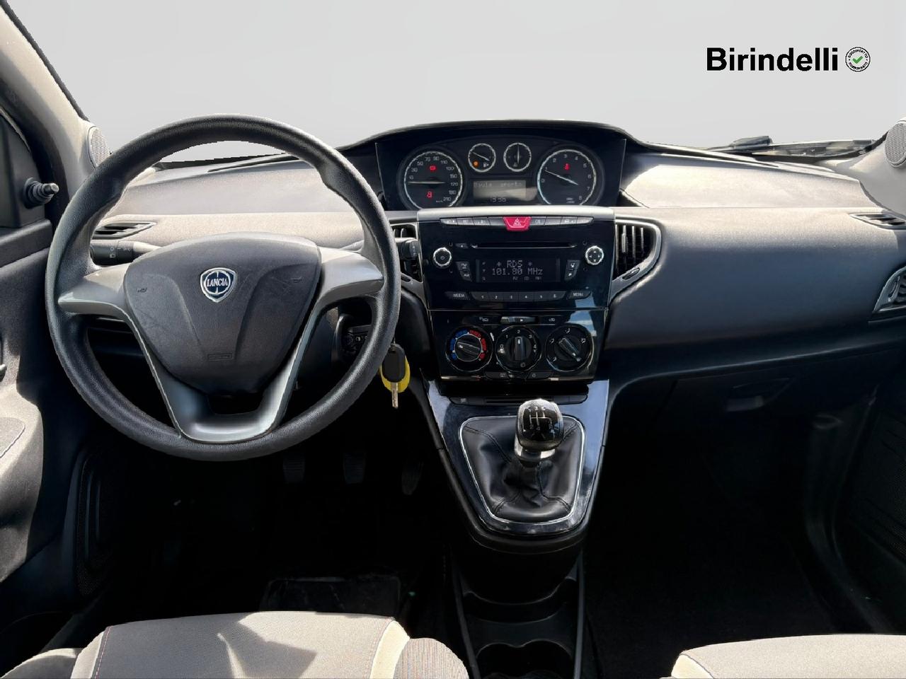 LANCIA Ypsilon 3ª serie - Ypsilon 1.2 69 CV 5 porte Elefantino