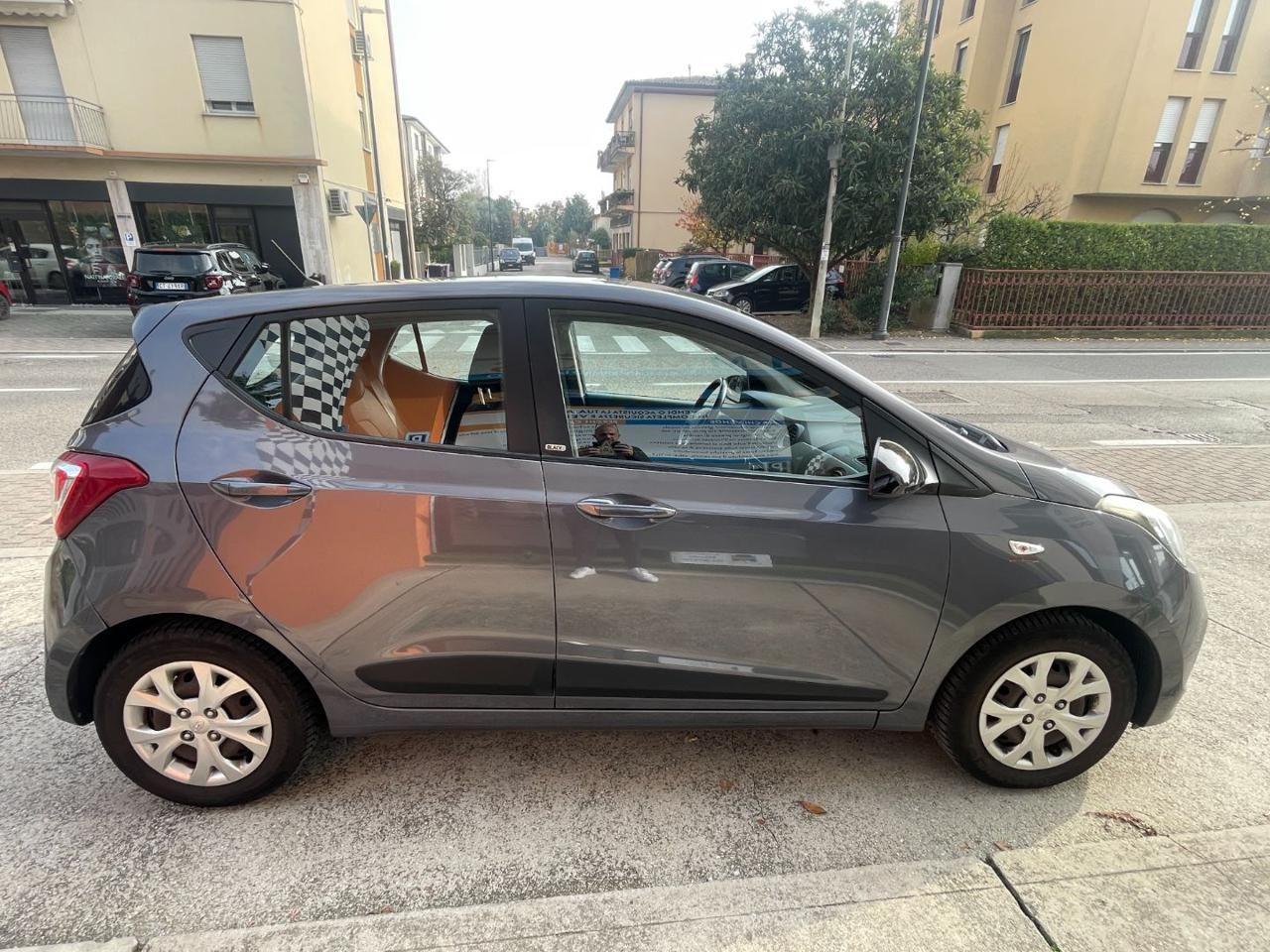 HYUNDAI i10 1.0 MPI unico proprietario