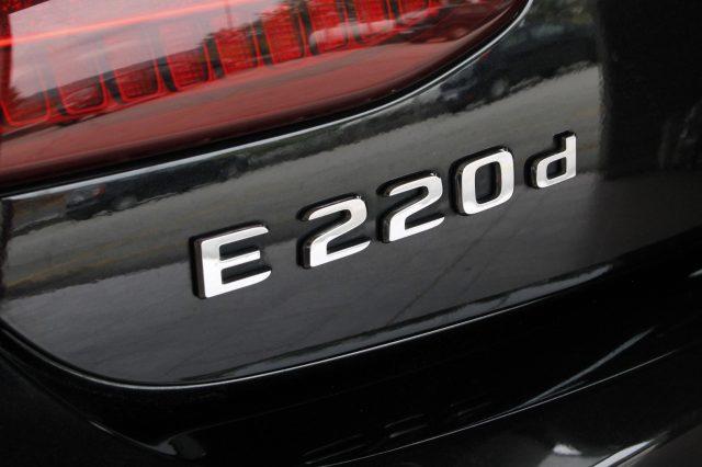 MERCEDES-BENZ E 220 d Auto Cabrio Sport LED
