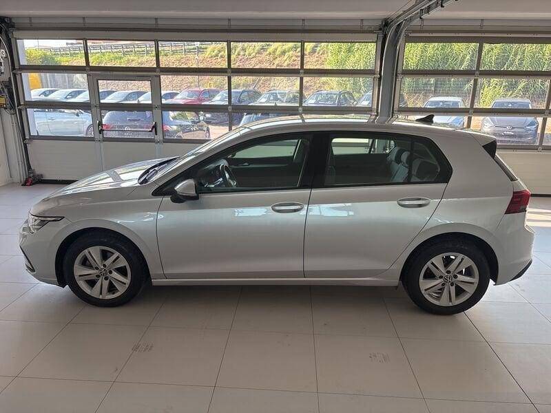 Volkswagen Golf 8 2.0 TDI SCR LIFE DSG 115 CV