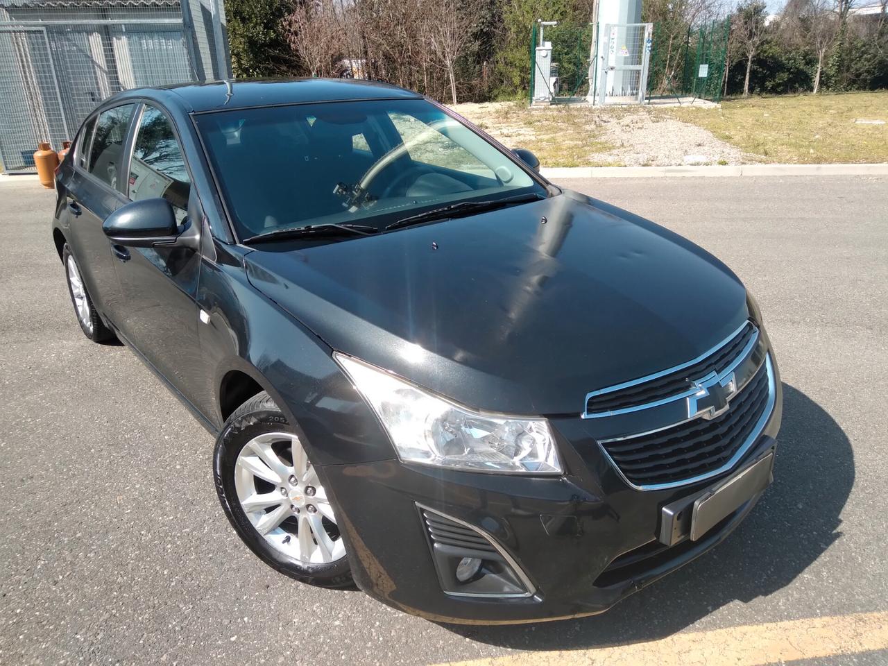 Chevrolet Cruze 1.8 141cv 5 porte LT GPL xneopatentati
