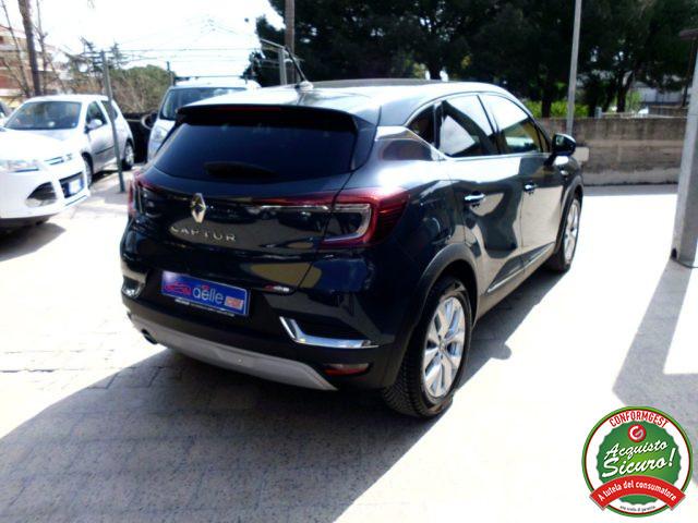 RENAULT Captur Mild Hybrid 140 CV Intens