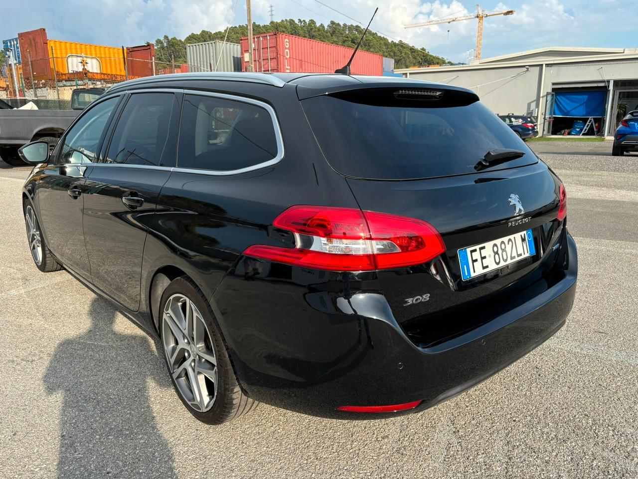 Peugeot 308 BlueHDi 120 S&S SW Allure