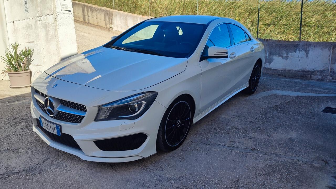 MERCEDES CLA 200 PREMIUM