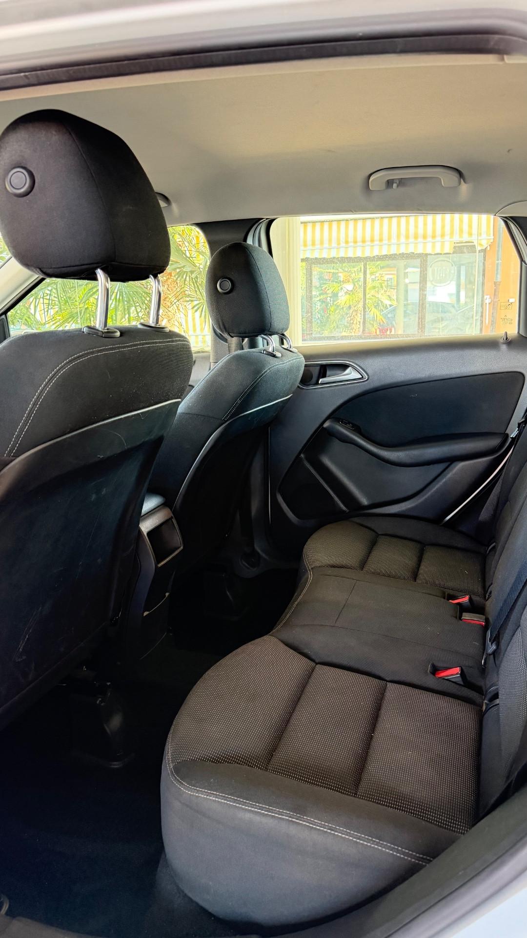 Mercedes-benz B 180 CDI BlueEFFICIENCY Premium